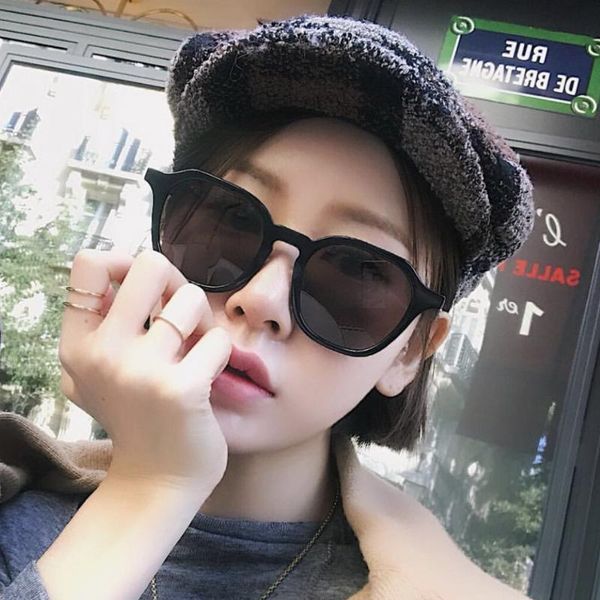 

2020 new harajuku jelly sunglasses net red retro sunglasses black round face, White;black