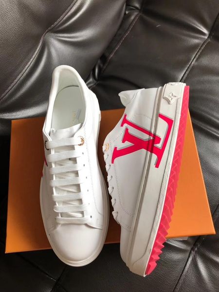 

new11 fashion ladies casual shoes fashion wild sports shoes outdoor comfortable women's shoes original box packaging fast delivery, Black