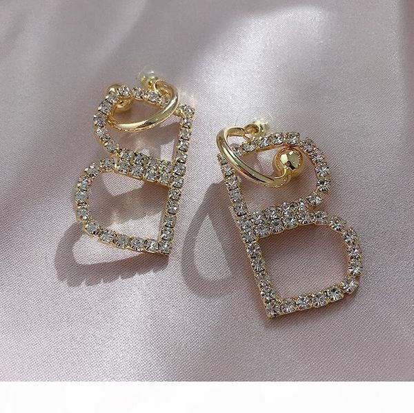 

2020 european and american fashion full of diamond creative b letter earrings temperament texture net red exaggerated earrings showing thin, Golden;silver