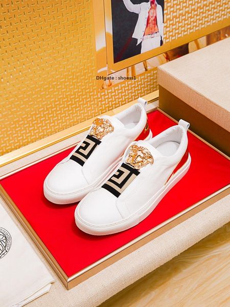 

2021-2020q young luxury design printed embroidery stitching men 's low -lace -up casual shoes ,high -quality fashionable wild spor, Black