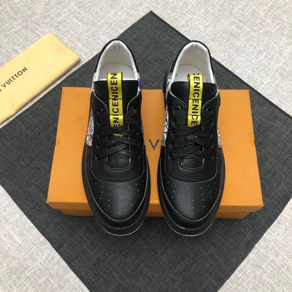 

2020 latest brand-name shoes run away sneakers comfortable and fashionable brand-name design low-sneakers22222