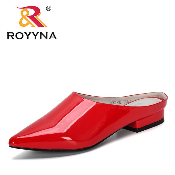 

royyna 2020 new designers rome style lower heel popular slippers women summer beach casual leather shoes female outdoor slipper, Black