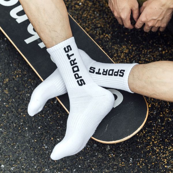 

sports thickened cotton mid-length long tube and men's socks trendy street personalized casual terry socks, Black