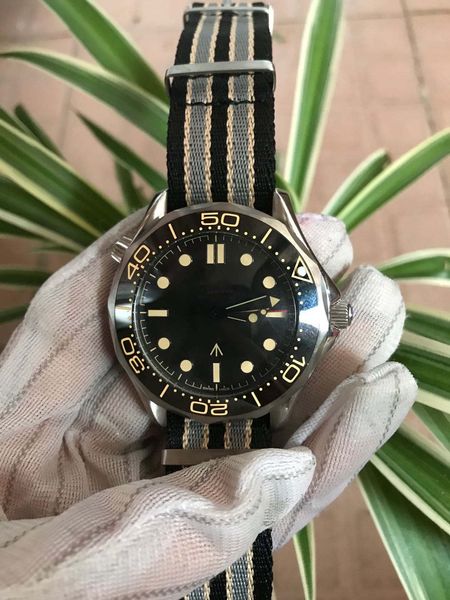 

2020 slipper triple luxury black mens watch 43 mm automatic mechanical ceramic ring 316l stainless steel 2 type strap, Slivery;brown