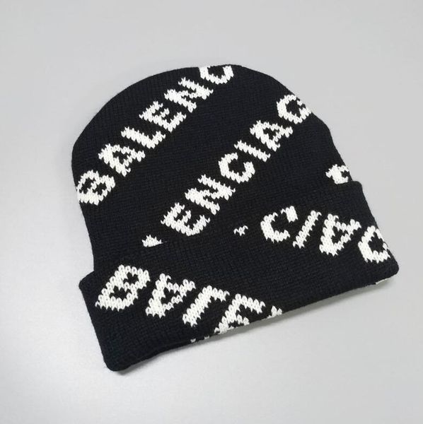 

оптовые люди зима женщины beanie мужчины шляпа случайная трикотажные шапки шляпа мужчина спортивной шапка черные серые желтое качество высот, Blue;gray