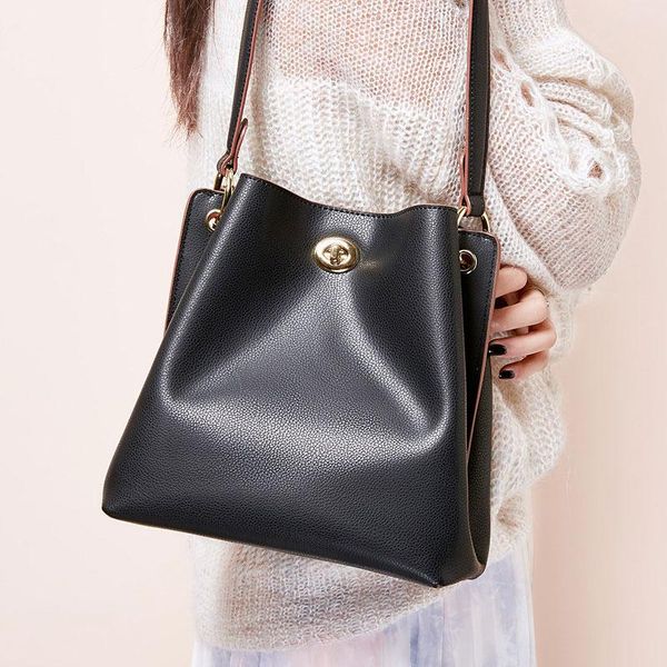 

leather bucket bag ladies design oil wax cowhide large-capacity handbag european and american fashion shoulder wild messenger bag gift 1250