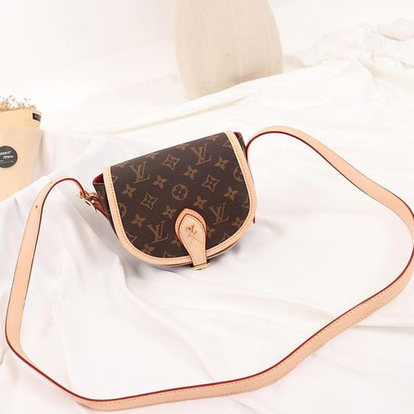 

2021 womens leather mini saddle bag ladies shoulder bag simple style lady shoulder small flap shoulder crossbody bag sac bandou