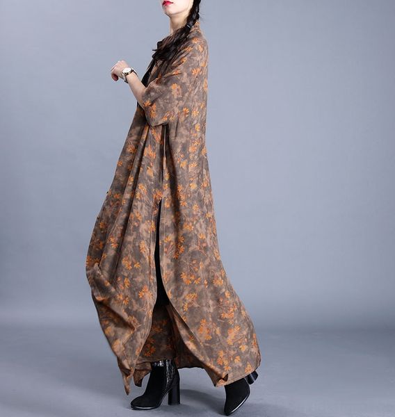 

donkey travel time 20 season new broad lady casual coat large size coat elegant printed silk long cardigan, Tan;black