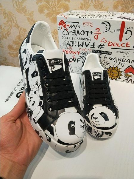 

2020w trend hand-painted leather party casual shoes trend outdoor men and women sports shoes graffiti wild couple shoes, size 35-451, Black