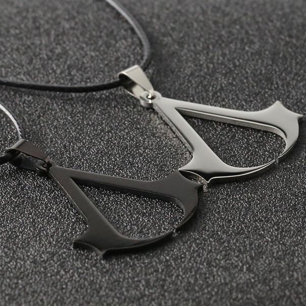 

Assassins Creed Necklace Game Altair Ezio Connor Desmond Pendant Leather Rope Stainless Steel Jewelry For Men Women Wholesale