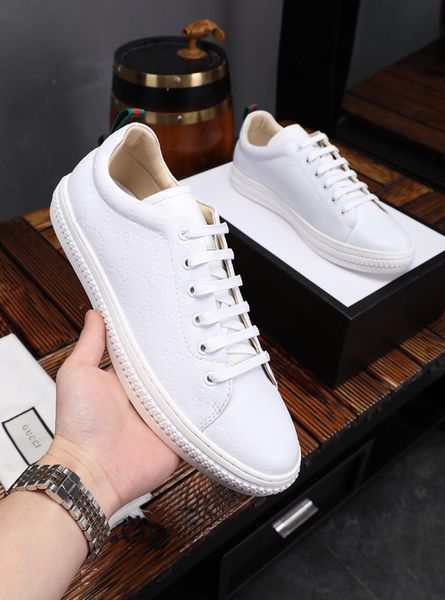 

2019c luxury men's trend casual shoes, limited edition wild sports shoes, lace-up shoes, original packaging delivery 38-45111, Black