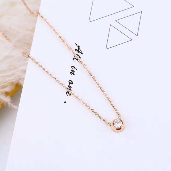 

color gold ins simple jewelry four-leaf clover necklace female tide net red titanium steel rose gold black swan clavicle chain pendant 010, Silver