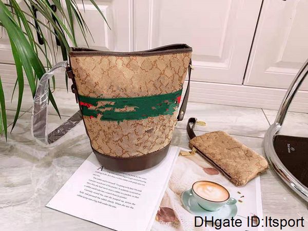 

2019 vintage bucket steamed stuffed bun mother big capacity of the western style one shoulder female package handbag messenger bags women