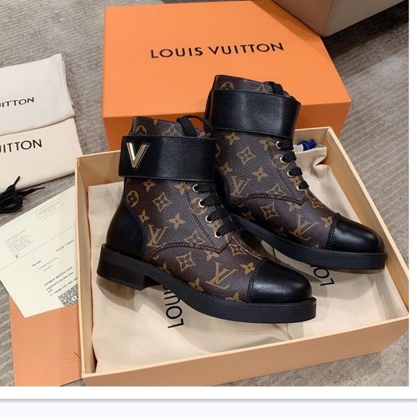 

20 designer luxury casual fashion short boots, outdoor casual travel shoes, fast delivery, original box, Black