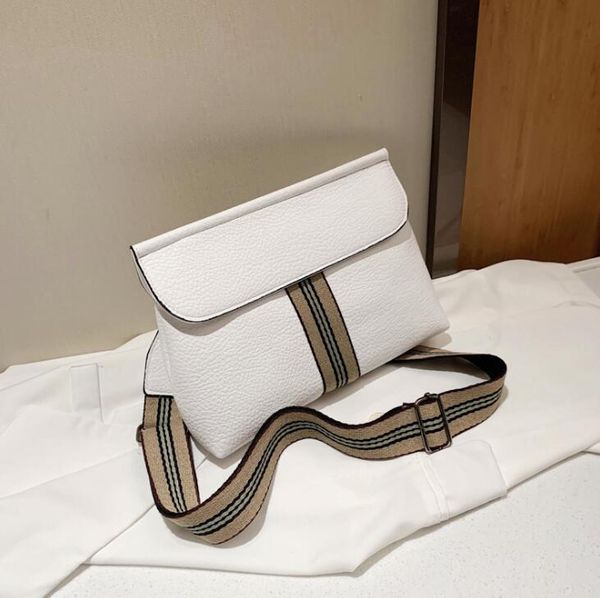 

2020 designer women bag selling messenger bag pu cross body wide shoulder straps girl flap