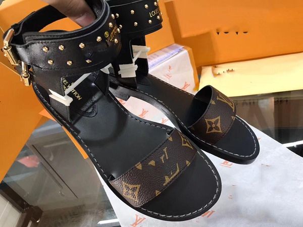 

2020 designers flip flops women designers slides fashion luxe men shoes designers sandals scuffs beach flip flops, Black