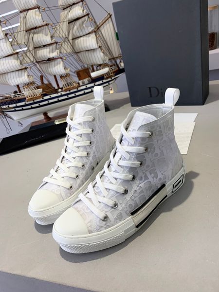 

2020 latest fashion brand-name casual shoes brand-name design and shawn b23 fashionable, comfortable and beautiful copy8888