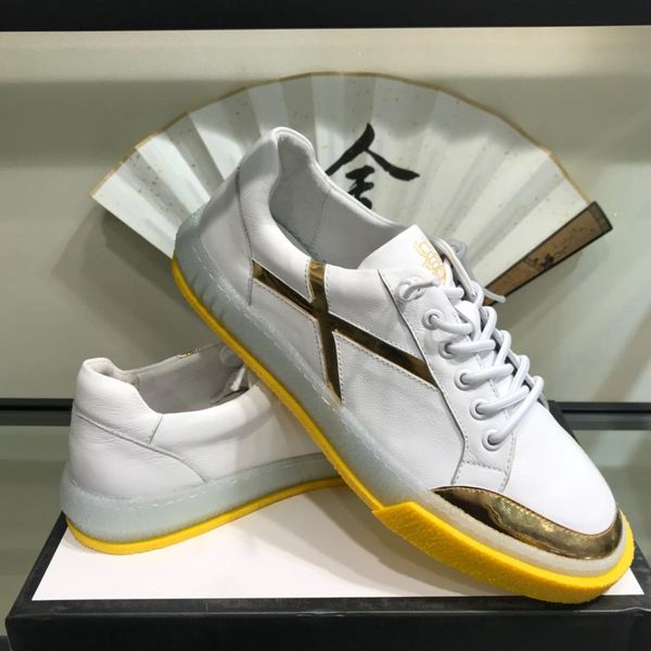 

2019u новых кожаные мужской обувь уличной моды повседневной обуви белых туфель британские мужчины оригинальная коробка упаковка 38-44, Black