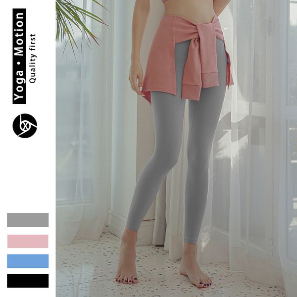 

yoga outfits spring and summer style shirts sports hip blouse for women ins fitness clothes covering accessories, White;red