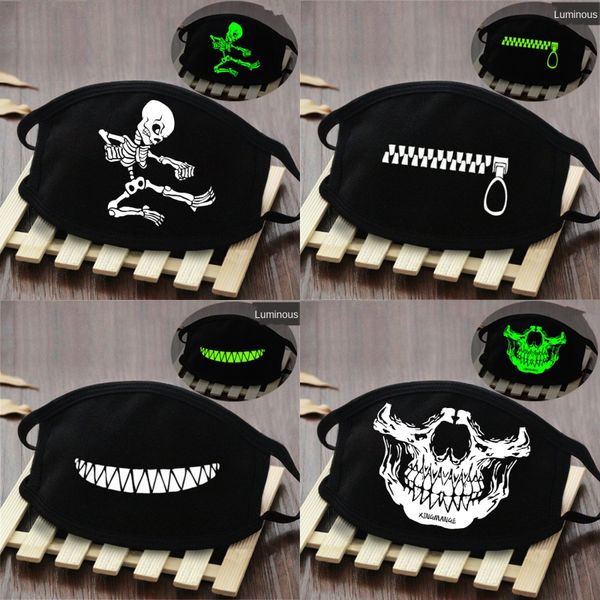 

2020 designer printed luxury face mask party cosplay reusable dust windproof cotton masks in stock #250#136, Black
