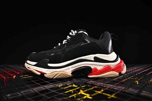 

2020 european and american fashion triple s comfortable, breathable, non-slip wear-resistant men's and women's shoes 67527575413h, Black