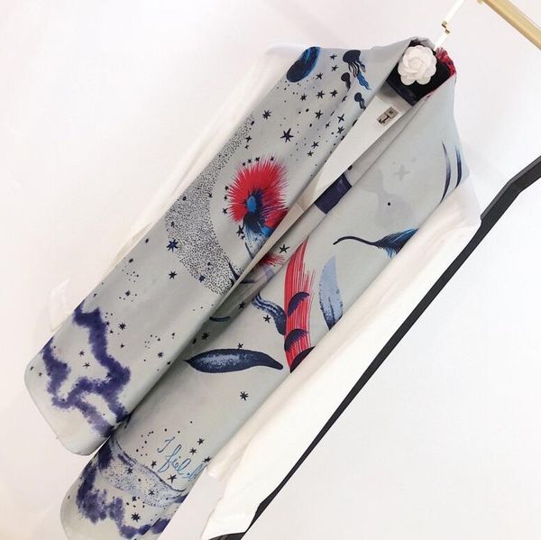 

selling model of luxury designers silk scarves ladies fashion trend of design and color scarf size 180 * 90 cm, Blue;gray