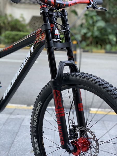

26-inch soft tail mountain oil brake mountain car cross-country xc downhill forest road bicycle shoulder air fork gas liner shock absorber