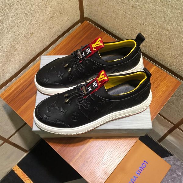 

2019q new luxury men's low-casual shoes, fashion street fashion wild sports shoes, original box packaging, size: 38-45