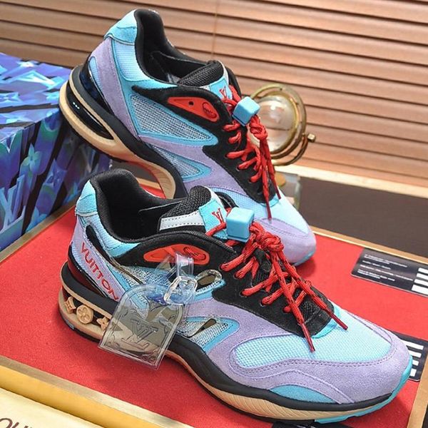 

06 men's designer casual sports shoes, fashionable outdoor travel casual shoes, sports shoes. fast delivery in original box packaging, Black