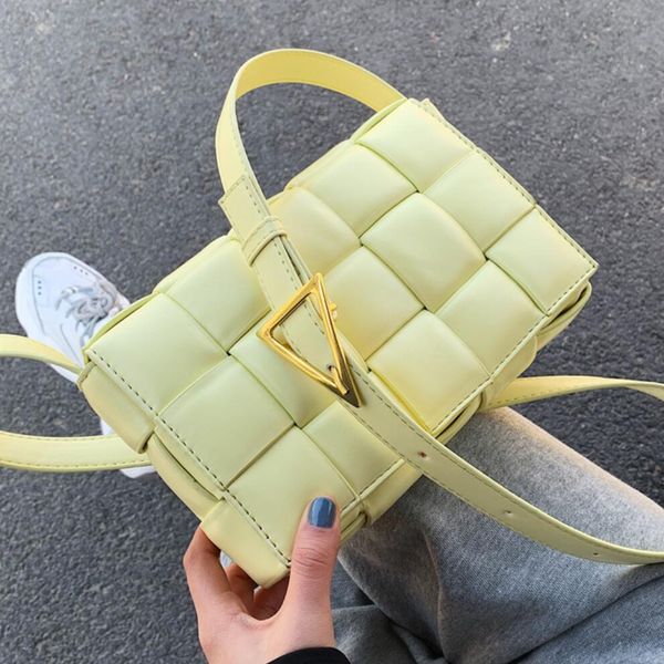 

плетение лепестковых сумок площадь crossbody мешок 2020 летних нового кожи высокого качества женщин конструктор сумка путешествие плечо сумк