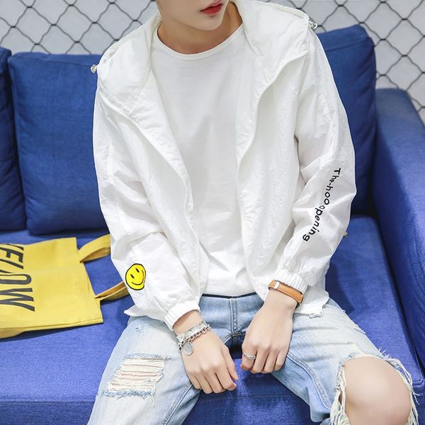 

en1kj 2020 новых людей тонкая куртка синий моды улыбающееся лицо вышивка большой размер одежды для износа пары износа любителей пара платье, Black;brown