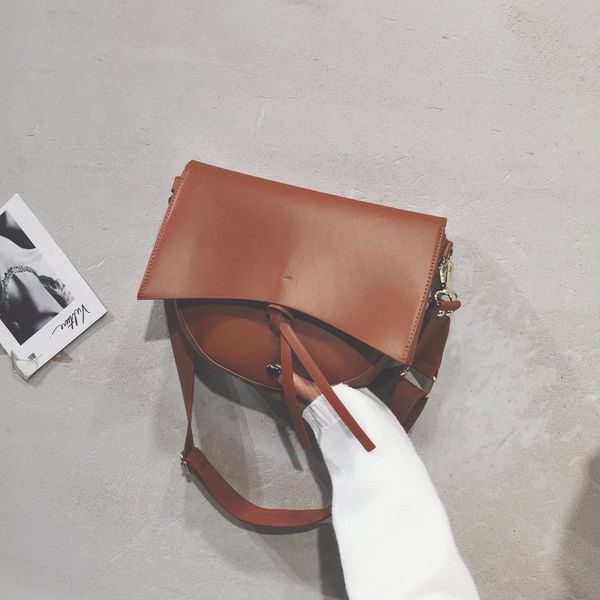 

elvasek vintage saddle bag 2020 summer new female shoulder pack wide strap large capacity lady handbag pu leather crossbody bags