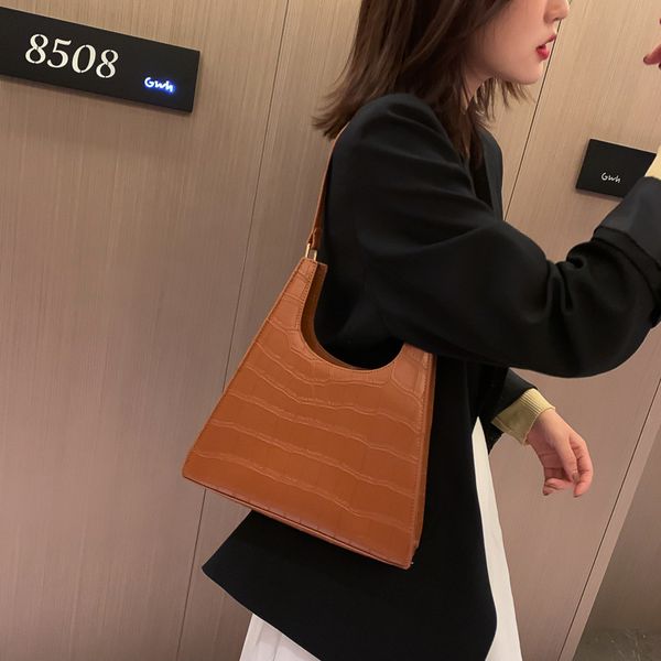 

non-mainstream bag foreign style women's bag 2020 new style fashion all-match retro temperament fashion shoulder