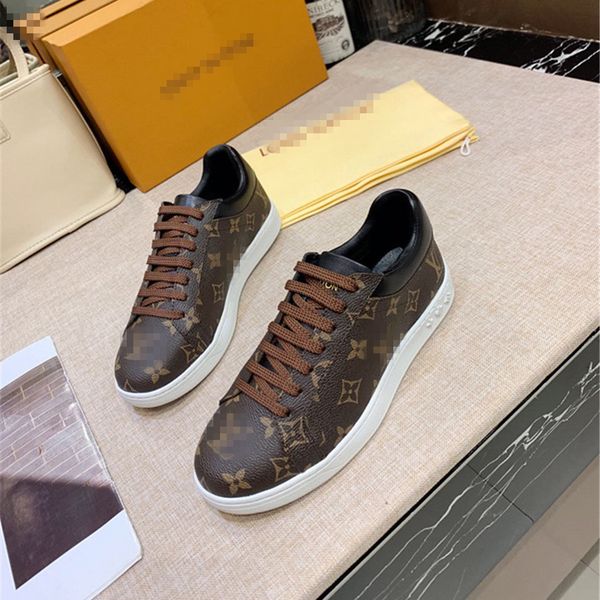 

2020 fashionable women platform casual sneakers skateboard shoes low utility cut womens trainer sports shoe, Black;red