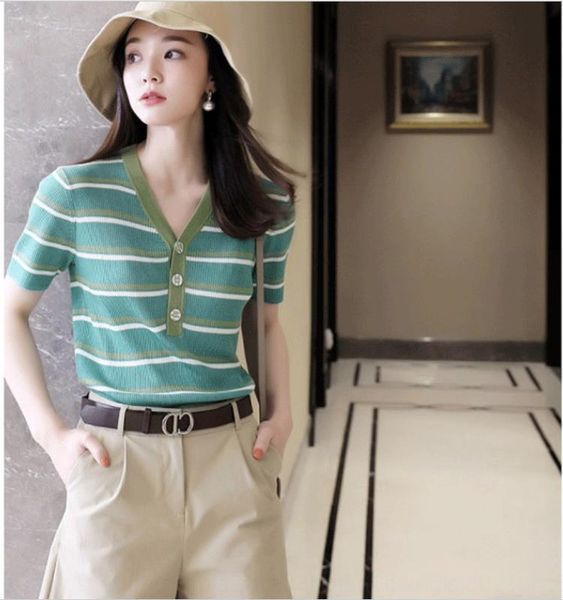 

it is better than tee to wear the white contrast color striped henry t-shirt sweater silk v striped collar sweater with silk, White;black