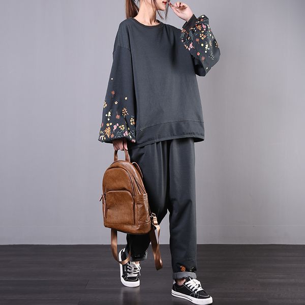 

2020 female new spring korean style plus size literary retro lantern sleeves casual fashion floral loose suit, White