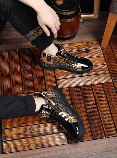 

2019t new casual men's boots color sequins, personality wild sports shoes, tide shoes, original box packaging 38-44, Black