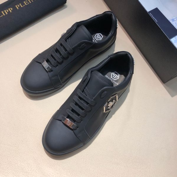 

2020 latest leather high casual shoes men's casual shoes fashion trend comfortable shoe size 38-45 type 39745400629