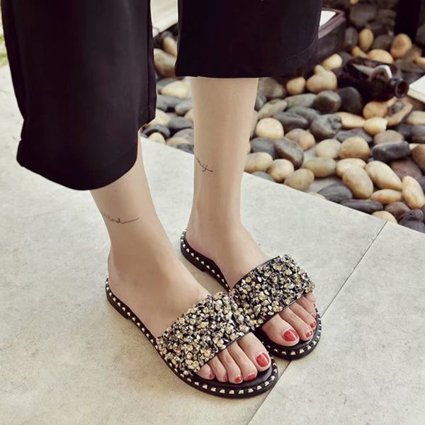 

slipper girl 2020 new fashion beaded water diamond flat bottom flip flop for holiday wear beach sandals, Black