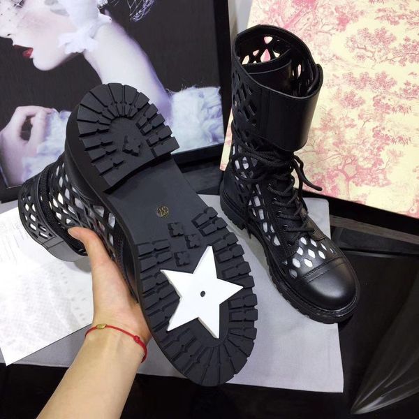 

20ss womens boots d trap ankle boot double flap with buckles fishnet cutout ankle boots hiking sneaker boots fashion shoes 3 cm heel, Black