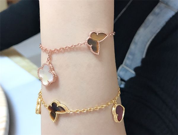 

the new small peach heart temperament clover shell bracelet rose gold titanium steel jewelry gift female models do not fade, Golden;silver