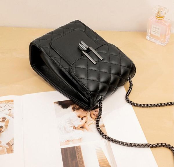 

мода малый черный мешок новый стиль одного плеча straddle мобильный телефон сумка карман для женщин