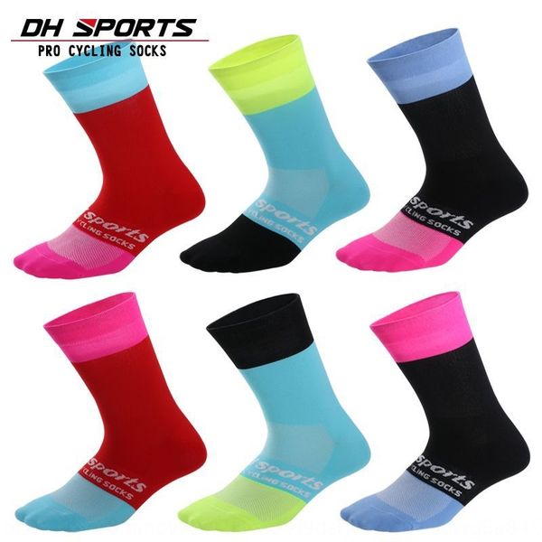 

q0rc4 new cycling outdoor sports socks basketball outdoor sports bicycle bicycle running competition training compression functional socks d, Black