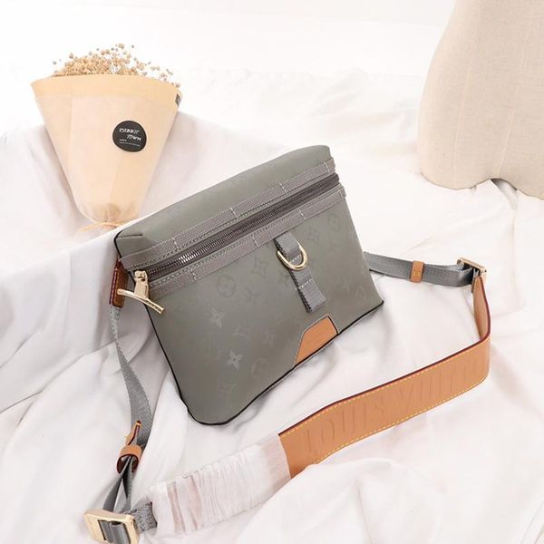 

drop ship men bags new arrival leather vintage design messenger bag zipper shoulder bags trend type mens shoulder bags sac bandouliÃ¨re