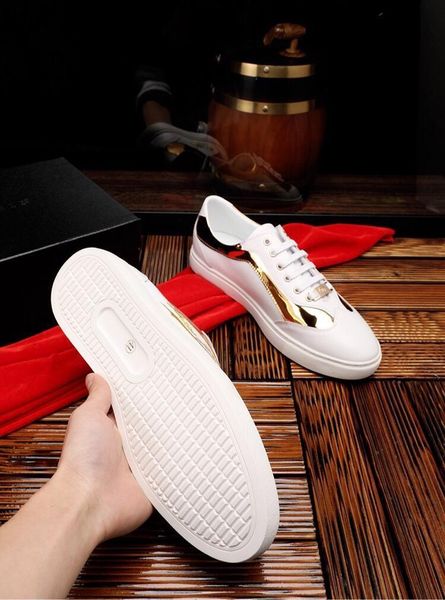 

2019p new italian men s designers shoes casual shoes and suede sports shoes green red striped casual designers sports shoelace box
