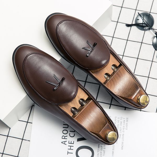 

new men casual shoes black brown size 38-45 anti slip mens oxfords slip-on fashion walking shoes comfortable fashion oxfords