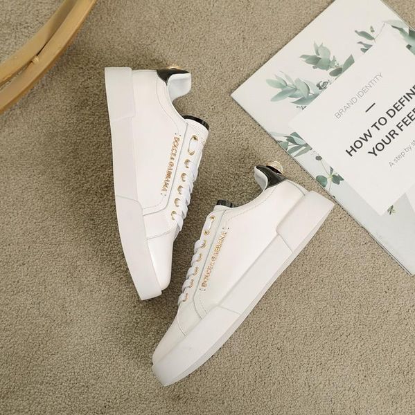 

2020v new trend graffiti leather casual shoes men and women outdoor comfortable sports shoes fashion wild couple shoes, size 35-45, Black