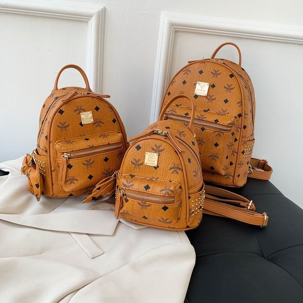 

female 2020 new korean fashion ins super tyle large capacity bag backpack backpack all-match schoolbag female