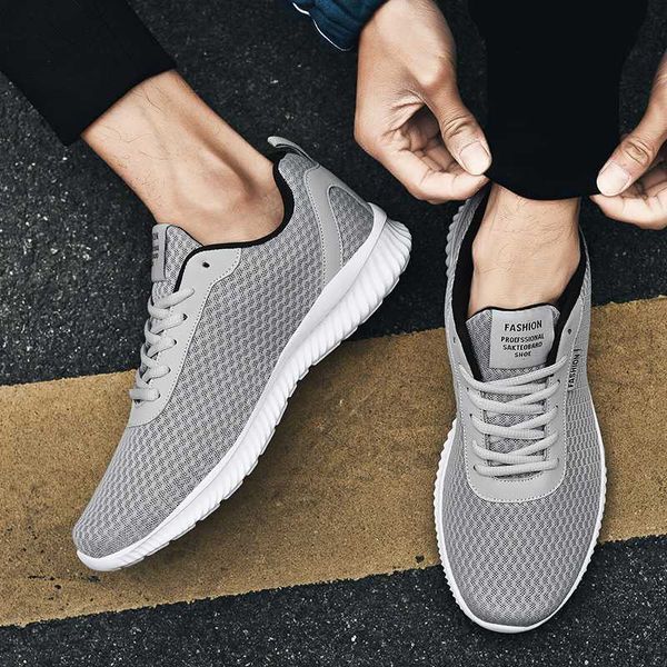 

new light weight men running shoes design sport shoes men sneakers breathable sports zapatillas hombre trend jogging