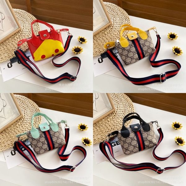 

2020 design kids crossbody bags cute school bags in primary school for girls kids children waterproof crossbody bagss#497, Black